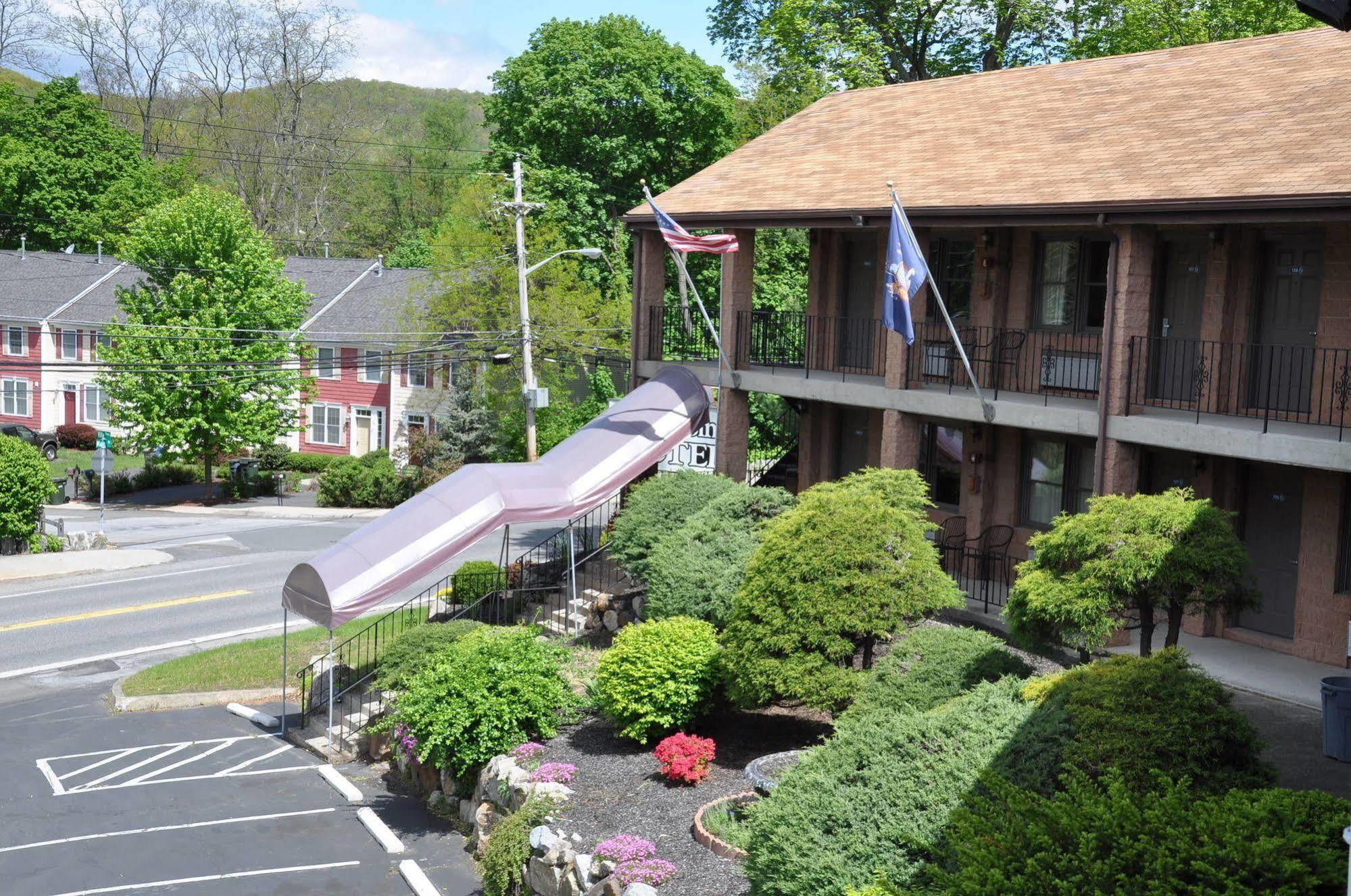 West Point Motel Highland Falls Eksteriør billede